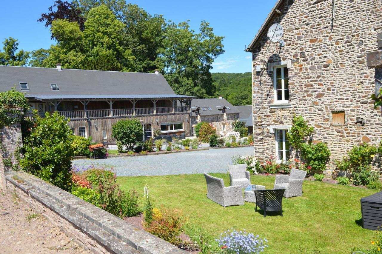 Gite De La Cour Campandré-Valcongrain Eksteriør bilde