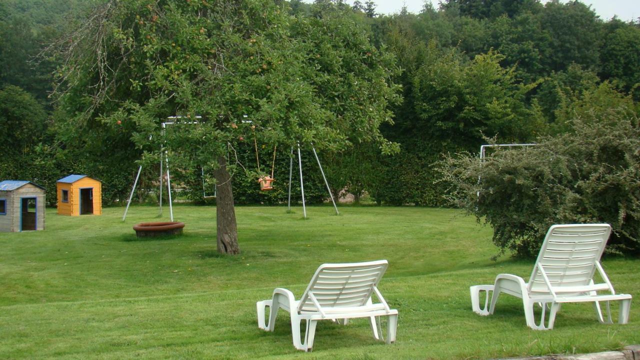 Gite De La Cour Campandré-Valcongrain Eksteriør bilde